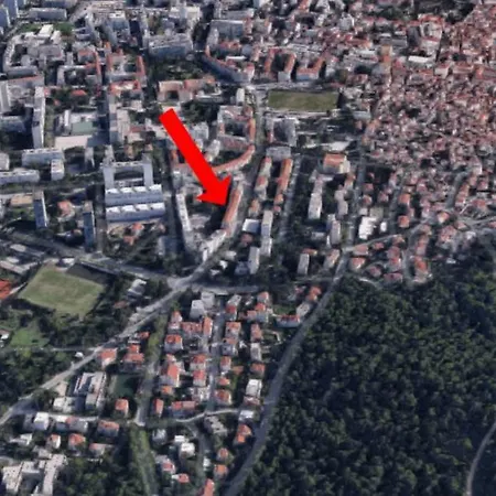 Lucy Apartament *